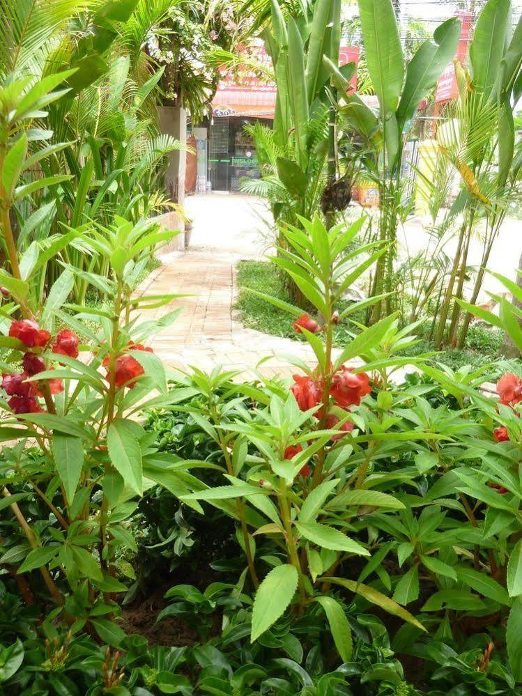 Angkor Reas Guesthouse Siem Reap Exterior foto