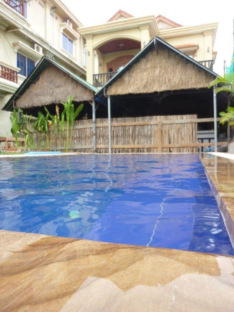 Angkor Reas Guesthouse Siem Reap Exterior foto